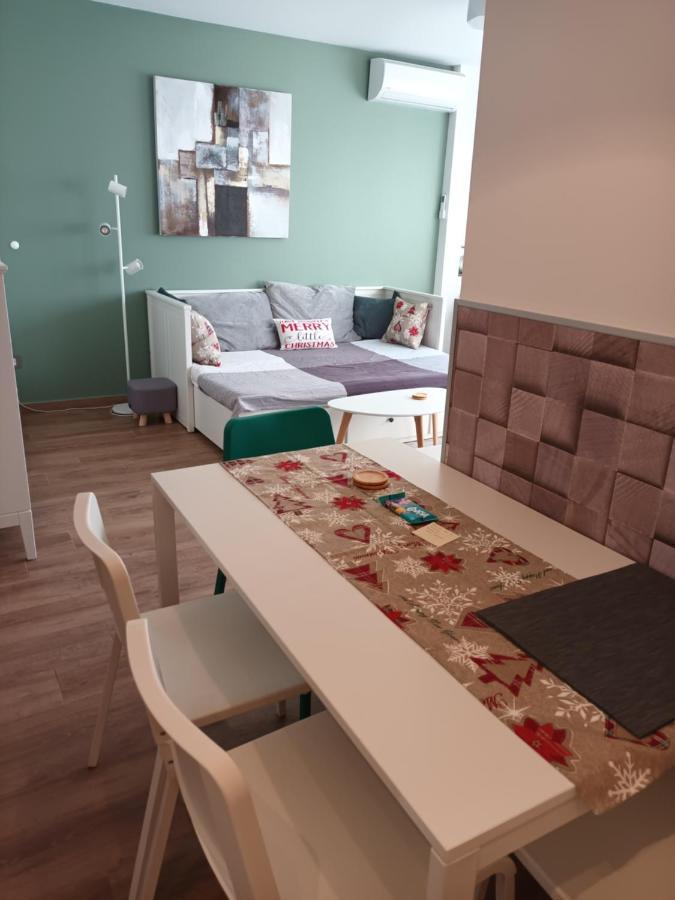 New - Frendly Luxury Apartment Franka Загреб Екстериор снимка
